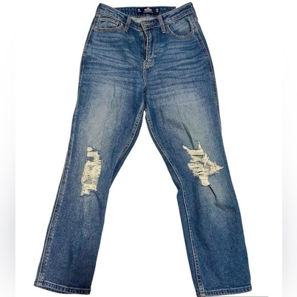 Hollister Ultra High Rise Mom Jeans
